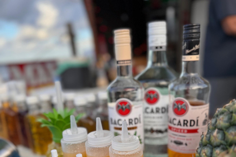 Make Piña Colada in a private rooftop in "La Perla"