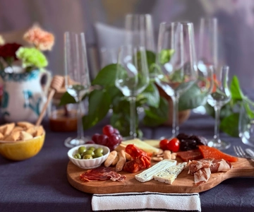 Madrid: Wines & Wonders - A Tasting in a Private Gallery