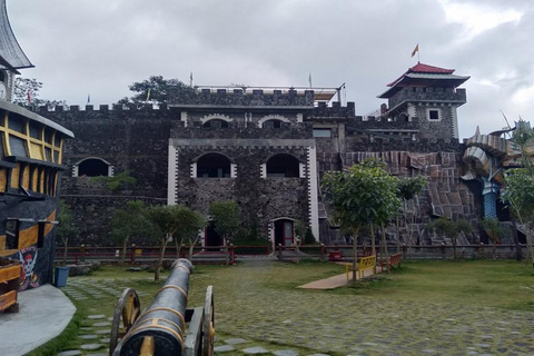 Yogyakarta: 5-Day Dieng Plateau Tour with Jeep Ride The Beauty of Yogyakarta and Dieng Plateau 5D4N Tour Package