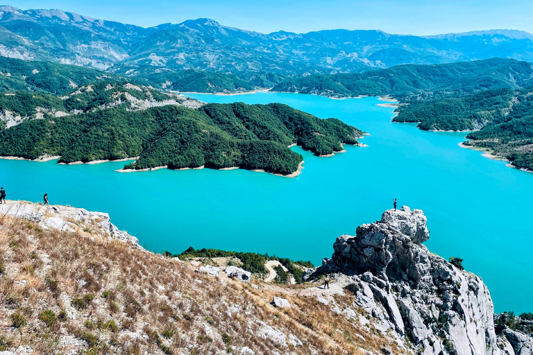 From Tirana: Hike on Gamti Mt &amp; Bovilla Lake on Land Rover