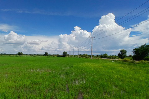 Battambang: Full-Day Tour with Hotel Pickup