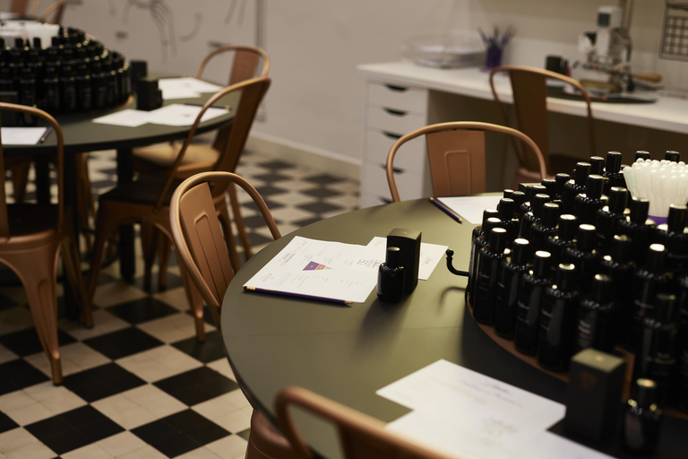 Grasse: 1-hour Perfume Workshop Perfume Creation Workshop