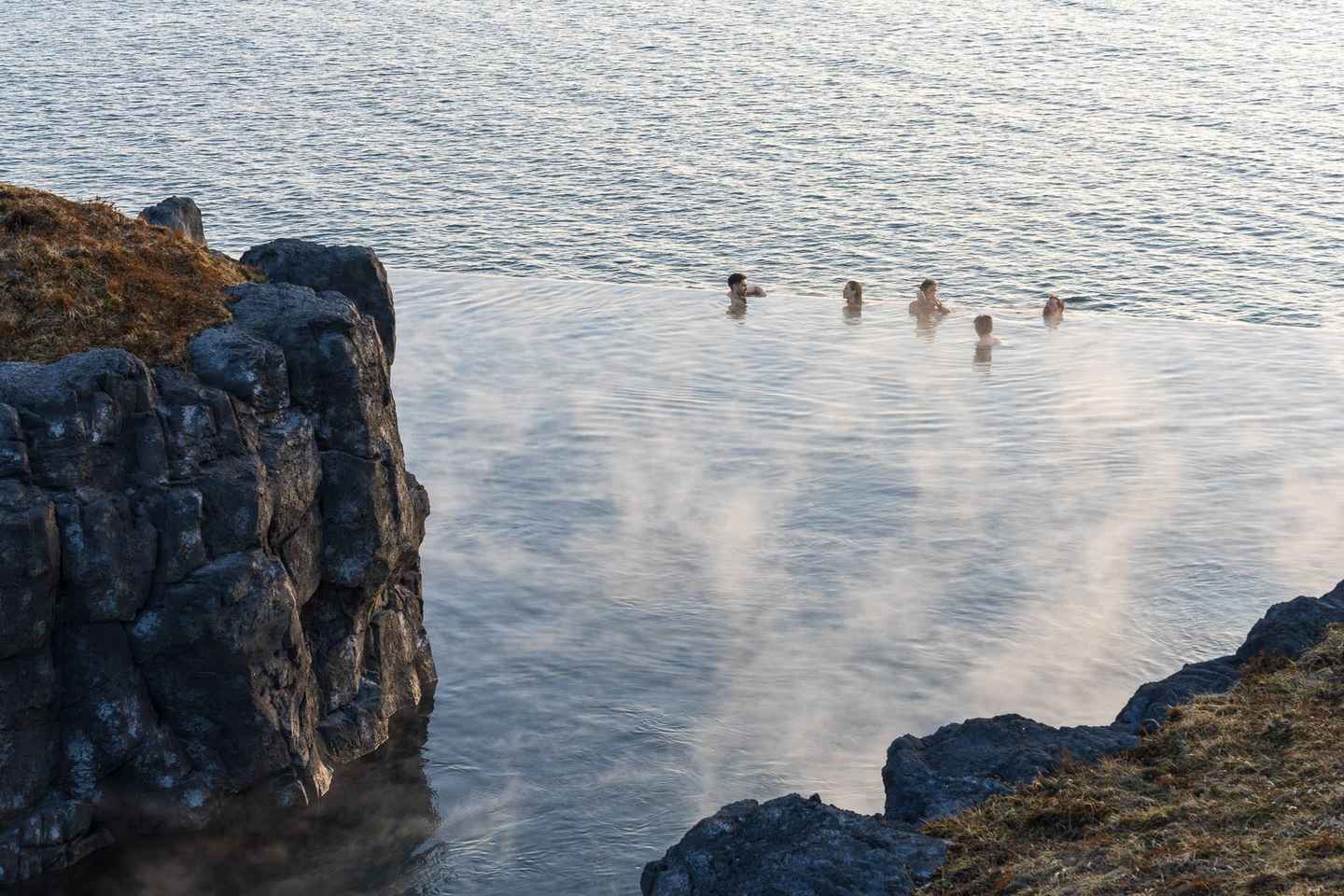 Reykjavik: Sky Lagoon Entrance Pass With 7-Step Spa Ritual - Saman Pass with 7-Step Spa Ritual