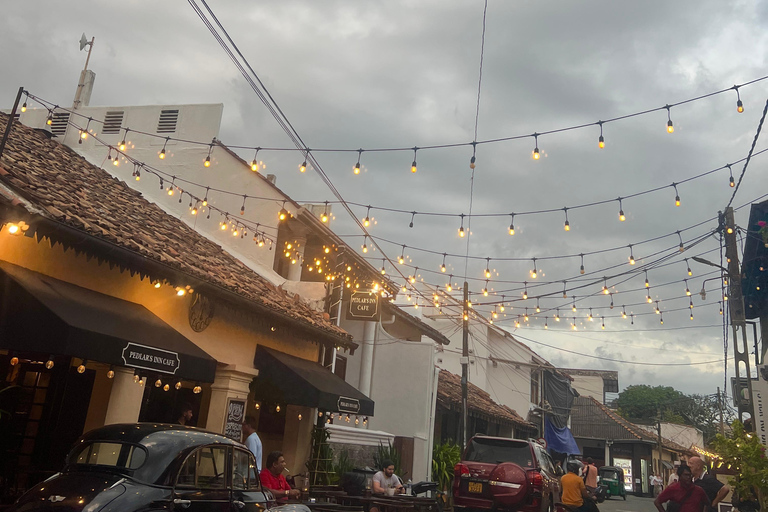 加勒堡：专业女导游带领的徒步导览加勒堡：专业女导游带你徒步导览