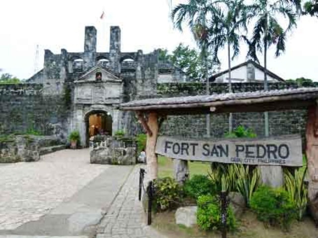 Cebu: Heritage Half-Day Tour: Explore Historic Landmarks