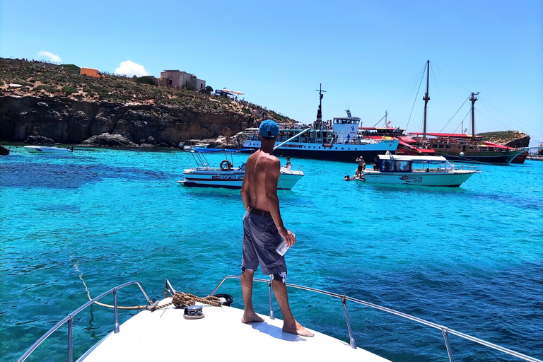 Crociera di un giorno intero a Comino e alla Laguna Blu da Gozo e CirkewwaDa Gozo e Cirkewwa: Crociera di una giornata intera a Comino e alla Laguna Blu