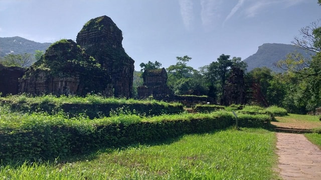 Hoi An : My Son Sanctuary Guided Tour with Boat Ride & Lunch