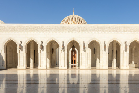 Guided Walking Tour of Sultan Qaboos Grand Mosque in Muscat