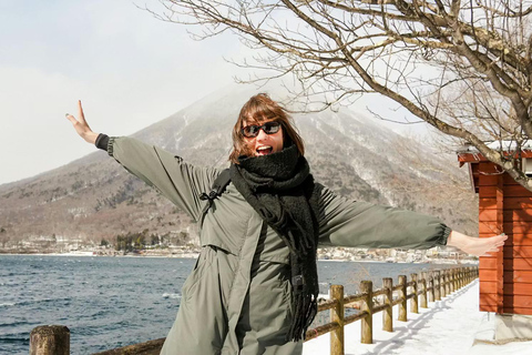 Tokyo: Nikko World Heritage & Nature Small-Group Van Tour