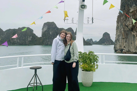 5-Star Ha Long Day Cruise with Jacuzzi, Lunch & Free Drink Day Cruise With Meal