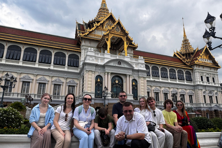 Bangkok: Grand Palace, Wat Pho and Wat Arun Guided Tour