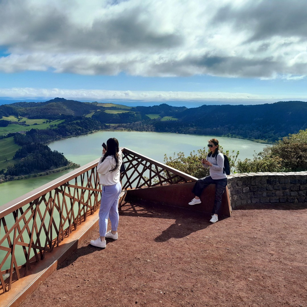 Colagem de mídia
