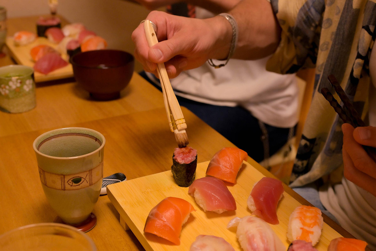 Kyoto: Authentic Sushi Making Experience