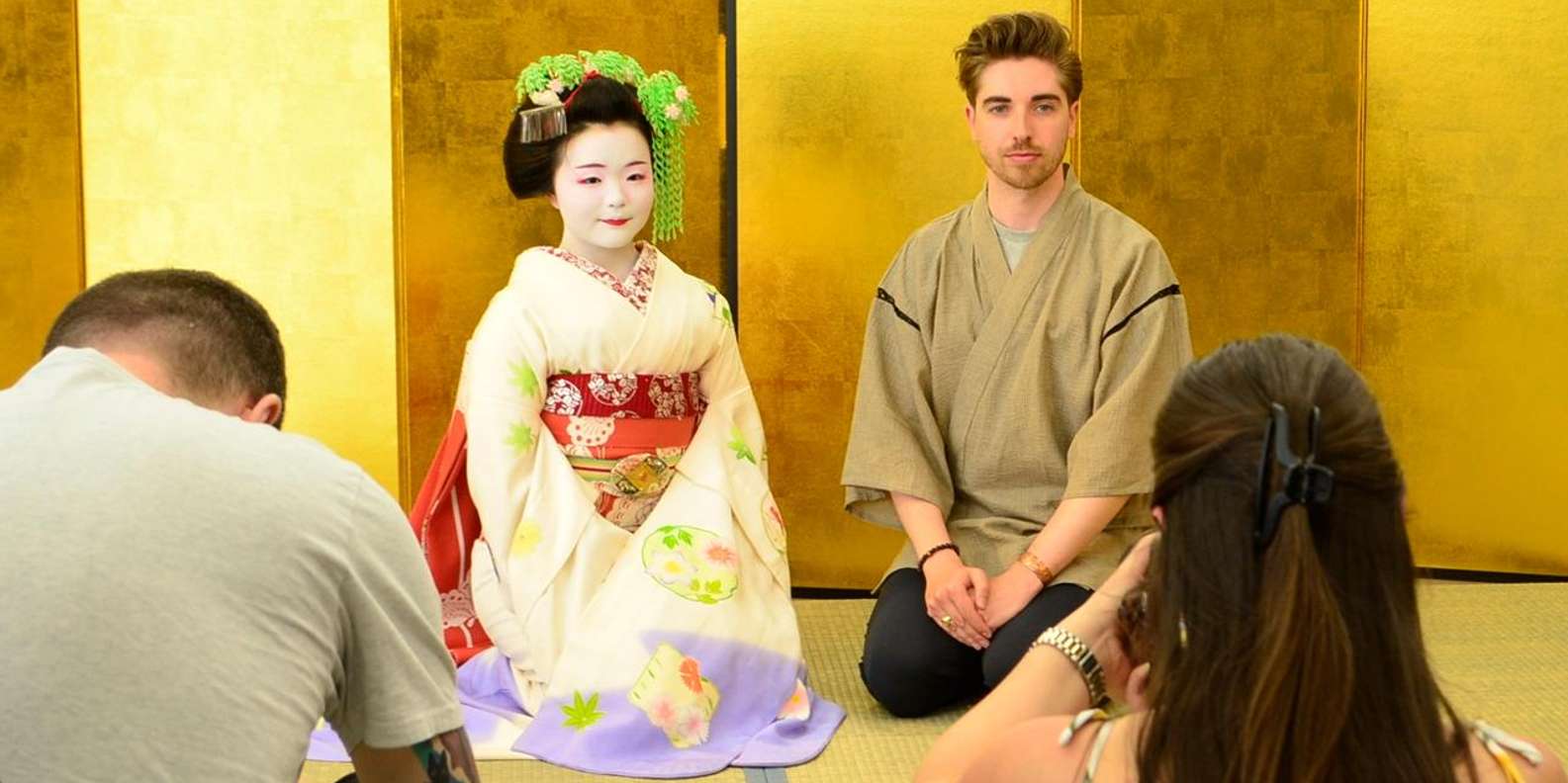 Kyoto: Meet-and-Greet, Maiko Show and Experience