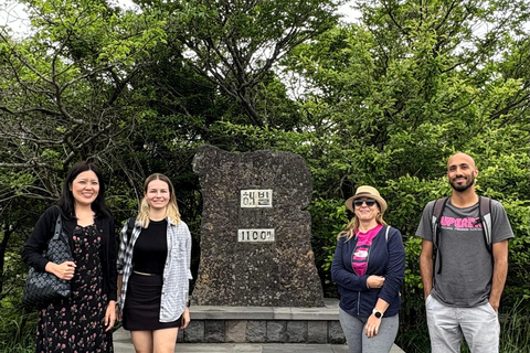 Jeju Small Group Tour incl. Yacht Cruise, Falls & Mt.Halla Jeju Small Group Tour with Yacht Cruise, Falls & Mt.Halla