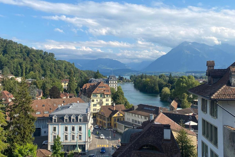 Vanuit Zürich: Thun-tour, Beatusgrotten, boottocht op het meer en kaas