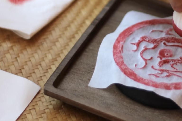 上海文化手工艺工作坊：制作属于您的中国礼物上海麻将体验：探索中国麻将的艺术