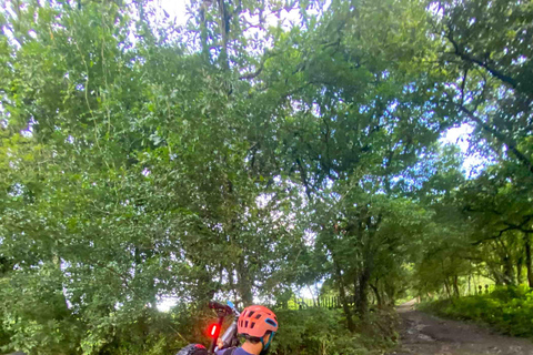 جولة بالدراجات الجبلية في ديفيد، شيريكي، بنما