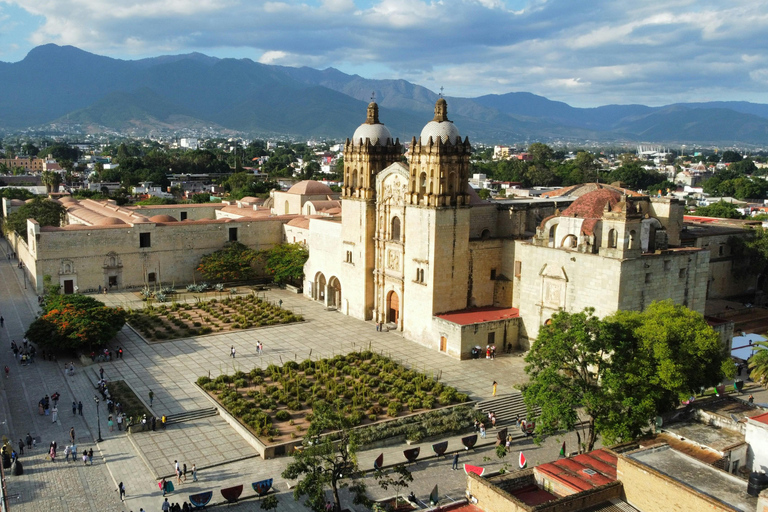Tour a piedi di Oaxaca con uno storico: culture preispaniche e patrimonioGuida locale in inglese