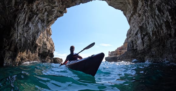 Pula: Kajakfahren, Schnorcheln, Klippenspringen, Fotos inklusive