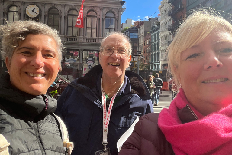 New York City: Walking Tour of SoHo and NoHo. New York City: Walking Tour of SoHo