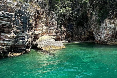 Group Boat Tour From Saranda to Krorez.Free Drink & Umbrella Group Boat Tour From Saranda to Krorez. Free Drink &Umbrella