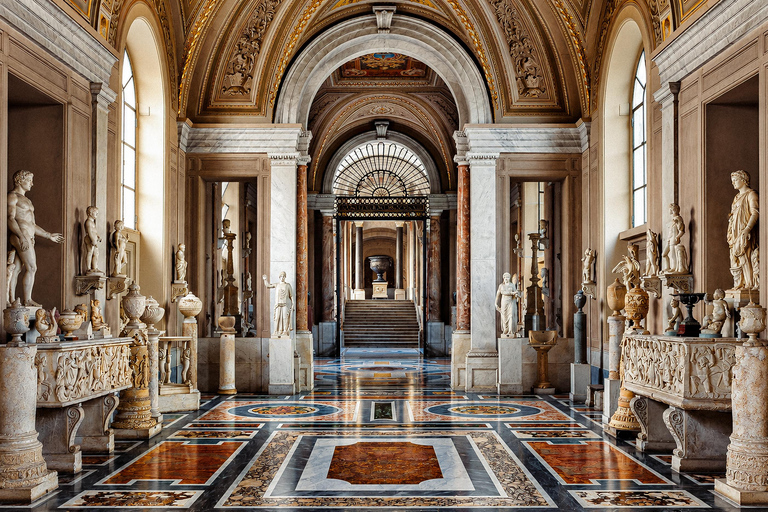Vatican, Sistine Chapel & St. Peter's Basilica Tour + Dome Spanish Tour of Basilica with Museum & Chapel with Dome