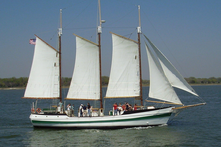 Charleston: Sunset Schooner Pride Harbor Cruise
