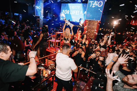 Las Vegas: VIP Club Crawl with Games, Open Bar & Party Bus