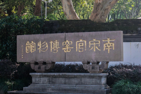 Hangzhou: Private Southern Song Dynasty Day Tour Private Tour for 1–2 People
