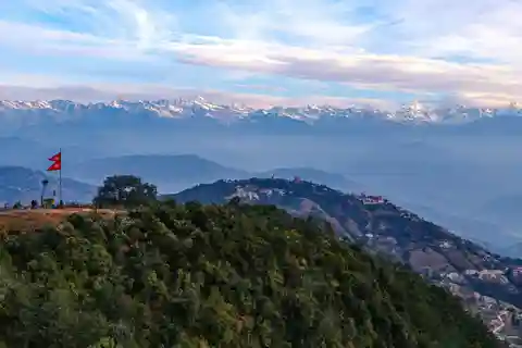 Temple Hike: Nagarkot to Changu
