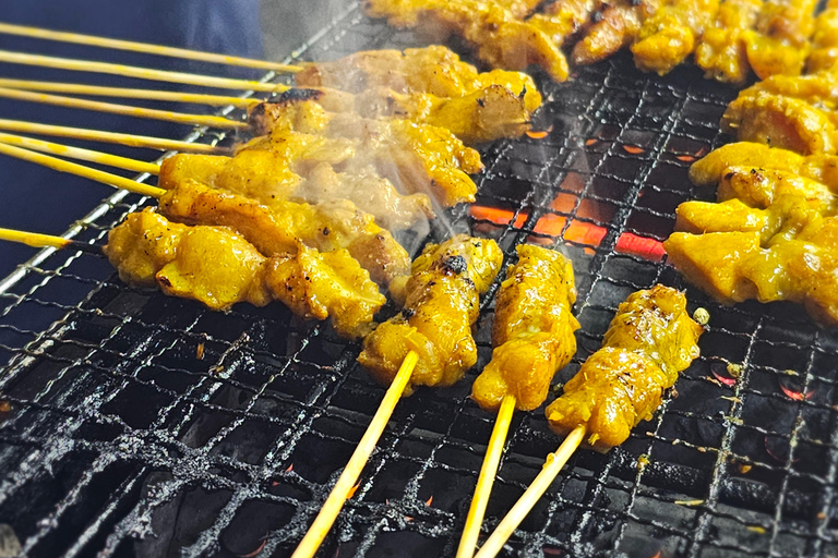 Melaka Meals Food Tour with 15+ Tastings