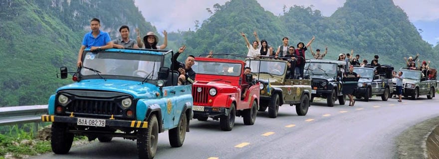 Jeep privée à Ha Giang : village de Khuoi My et cascade d'Emerald