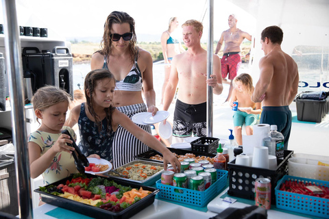 Kauai: Napali Coast Sail & Snorkel Tour from Port Allen