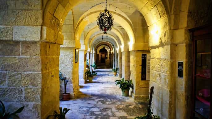 Mistérios num mosteiro de Valletta - Tour guiado