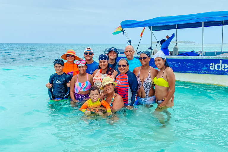 San Blas: tour with snorkeling, lunch and transportation