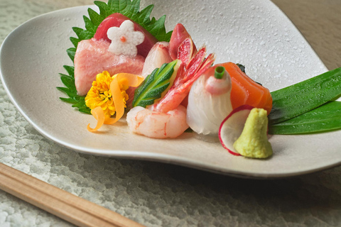 Bangkok: Okura Cruise - Luxury Japanese Dinner Cruise ‘Umi 海’ Teppanyaki (8-course experience)
