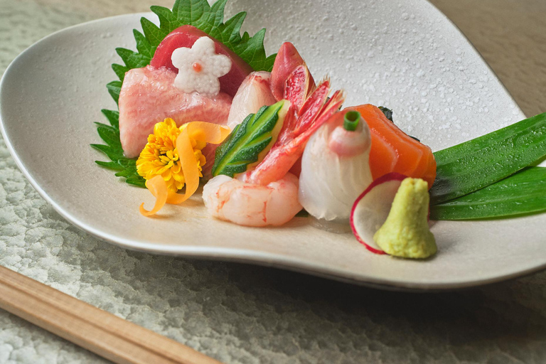 Bangkok: Okura Cruise - Luxury Japanese Dinner Cruise ‘Umi 海’ Teppanyaki (8-course experience)