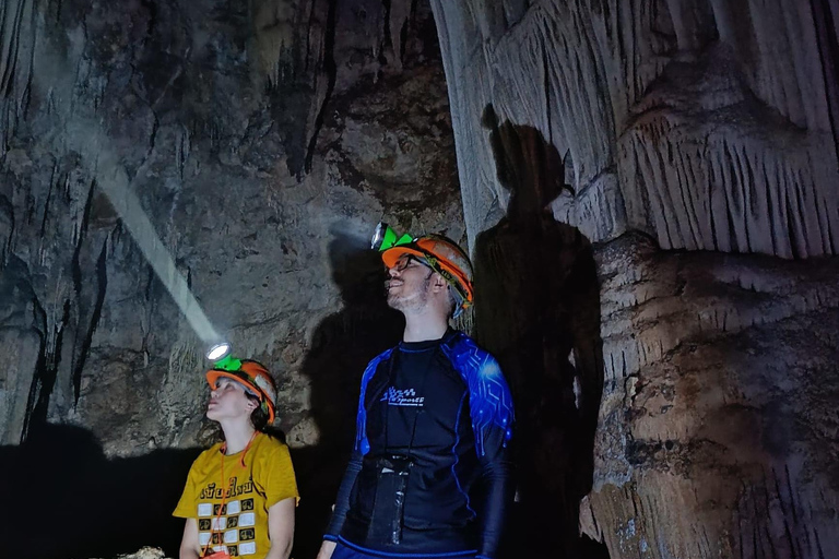 Krabi: Explora la Cueva de Tham Khlang y la Aventura de la Laguna Azul