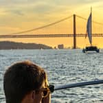 Lisbona: crociera in barca al tramonto con vino portoghese