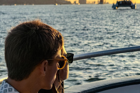 里斯本：独家黄金时段日落巡航里斯本独家日落之旅：黄金时刻倒影巡航