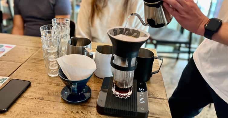 Melbourne Laneways & Hidden Bars Food Tour photo 3