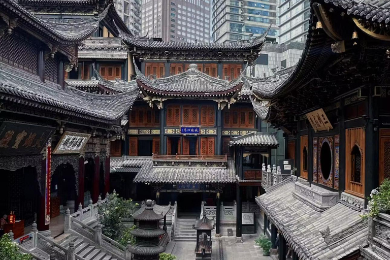 Chongqing: Kui Xing-toren, oude wijken en rondvaart op de YangtzeChongqing: Kui Xing-toren, oude stad en rondvaart op de Yangtze