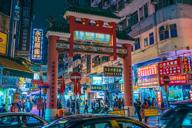 HK Nacht: Cruise Dinner, Open Top Bus, Temple Street Tour