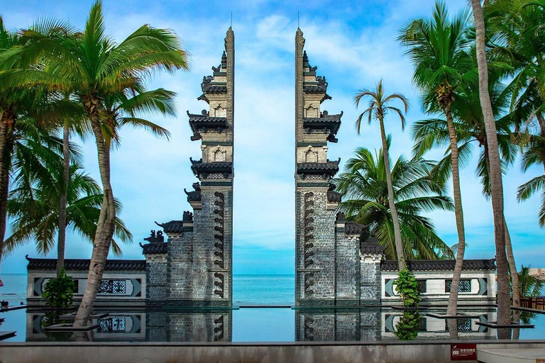 Sanya: Nanshan Temple and Xiaodongtian Day Trip with Lunch