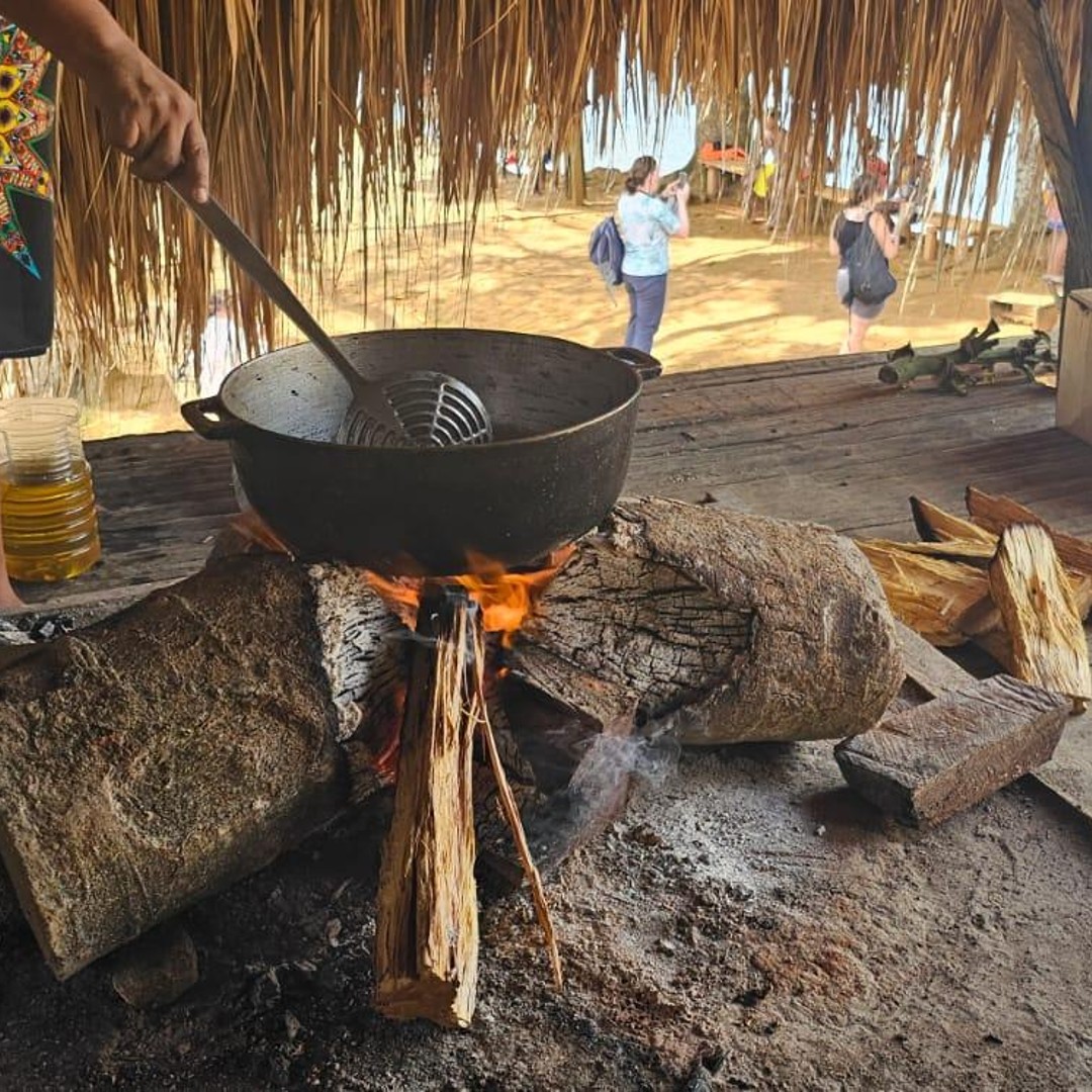 Colagem de mídia