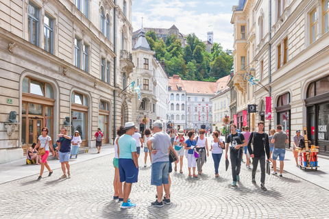 Ljubljana: Old Town Walking Tour with Food and Wine tasting
