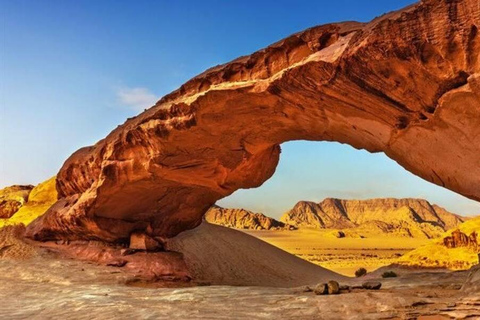 瓦迪拉姆沙漠探险之旅：超越地平线2-Hour 4x4 Safari