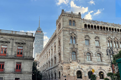 Mexico City: Guided walking tour through the Historic Center