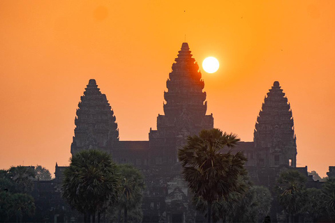 Siem Reap: Angkor Wat Sunrise by Tuk Tuk or SUV Car Full Day Tuk Tuk Only Option - No Guide